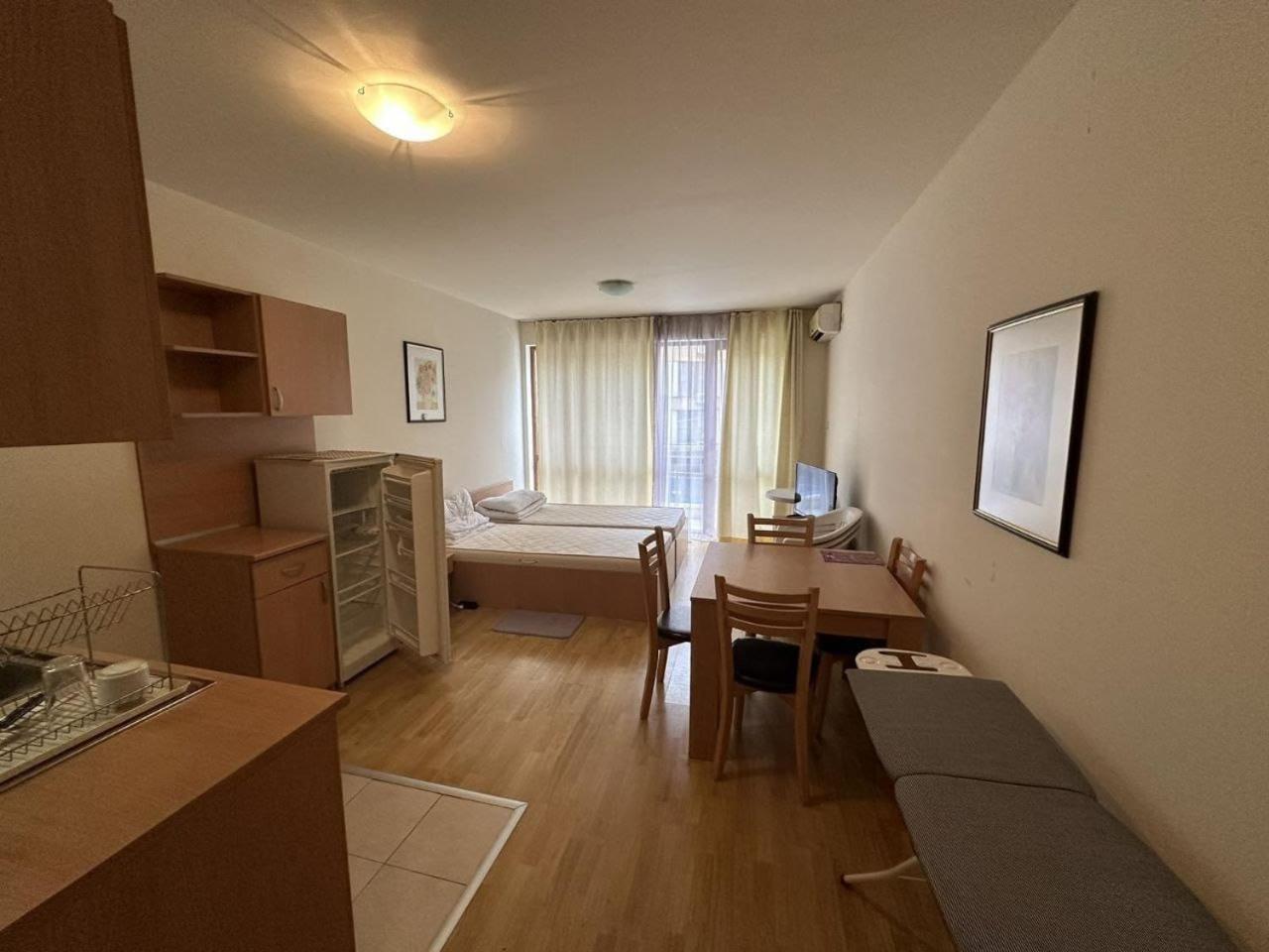 Alexandr Apartments Vigo Nesebar Bagian luar foto