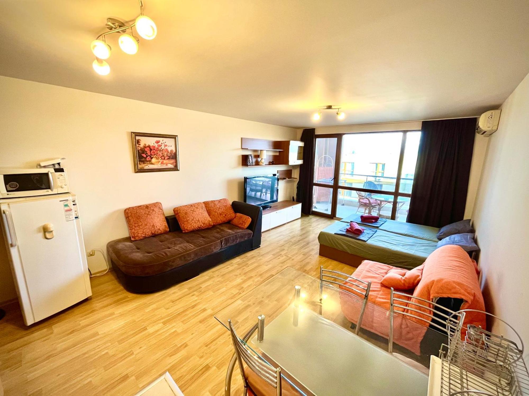 Alexandr Apartments Vigo Nesebar Bagian luar foto